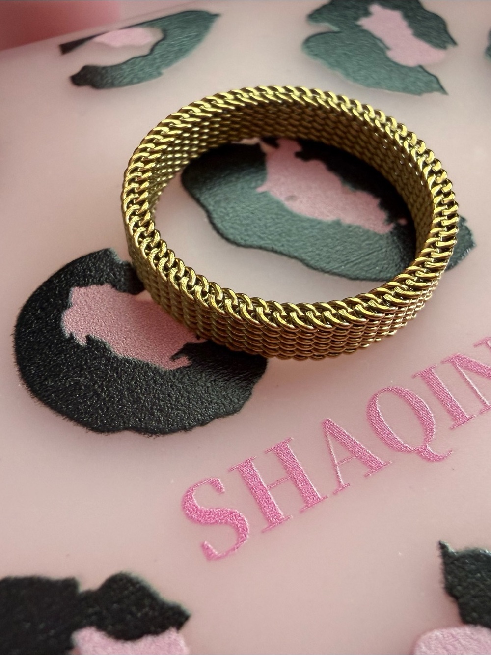 Affordable Fashion Finds Gold Mesh Twist Bracelet
